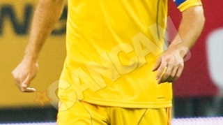 Inna, diva cu genunchi de fotbalist. Ghici cu ce jucator al nationalei seamana?