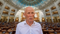 Mugur Mihăescu se apără după valul de critici pentru discursul din Parlament: „Ce prostie e asta? Dacă ai cât de cât minte la cap îți dai seama”