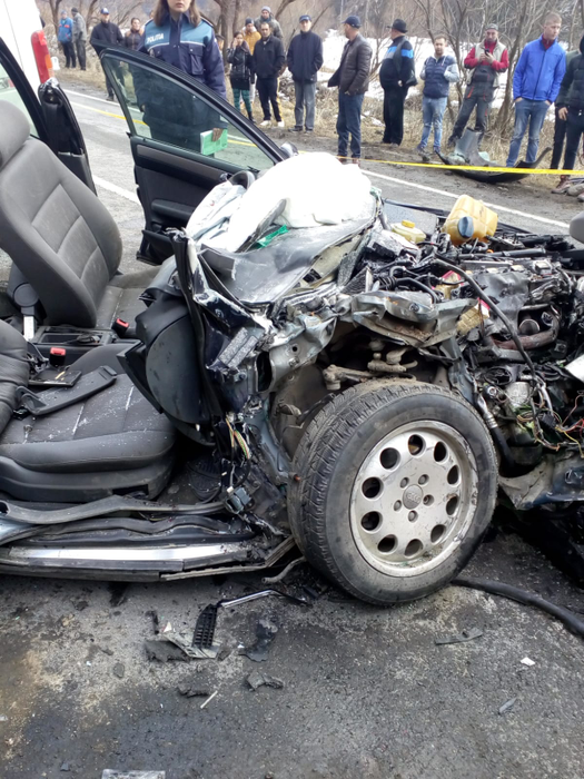Accident cumplit în Mureș! Sunt șase victime printre care și copii, după ce două autoturisme s-au ciocnit violent