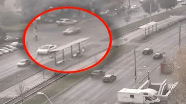 IMAGINI SOCANTE! Momentul in care tanara de 19 ani a fost accidentata de un secretar al Ambasadei Rusiei, pe trecerea de pietoni!