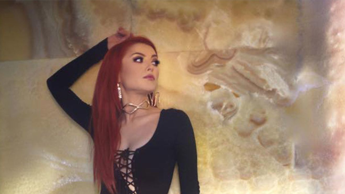 Elena Gheorghe nu ştie, încă, dacă va avea băieţel sau fetiţă. "Am fost uşor dezamăgită!" Este însărcinată în şapte luni