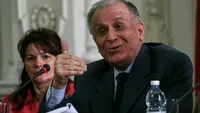 Ultima poză publică cu Ion Iliescu. Era foarte slăbit la 90 de ani