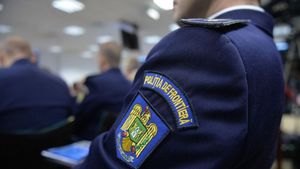 Un polițist de frontieră a murit la o zi după ce a fost confirmat pozitiv cu COVID-19