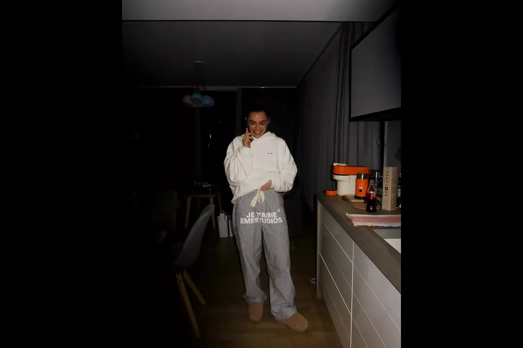 Cum arată apartamentul de 200.000 de euro al Alexiei Eram. L-a amenajat în stil minimalist