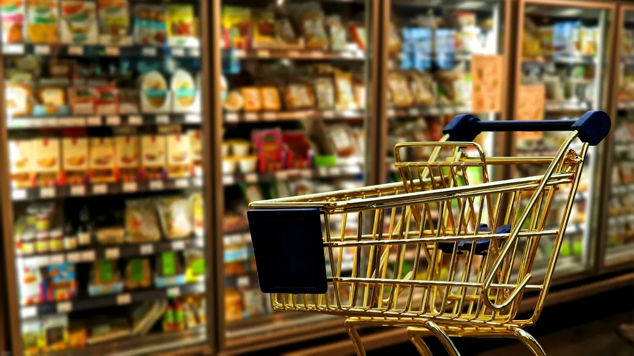 Coșul de cumpărături ar putea fi interzis și în magazinele mari din București