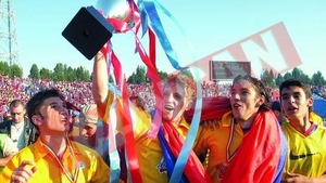 "Eu nu l-am intrebat pe Ogararu cat a jucat la Ajax"