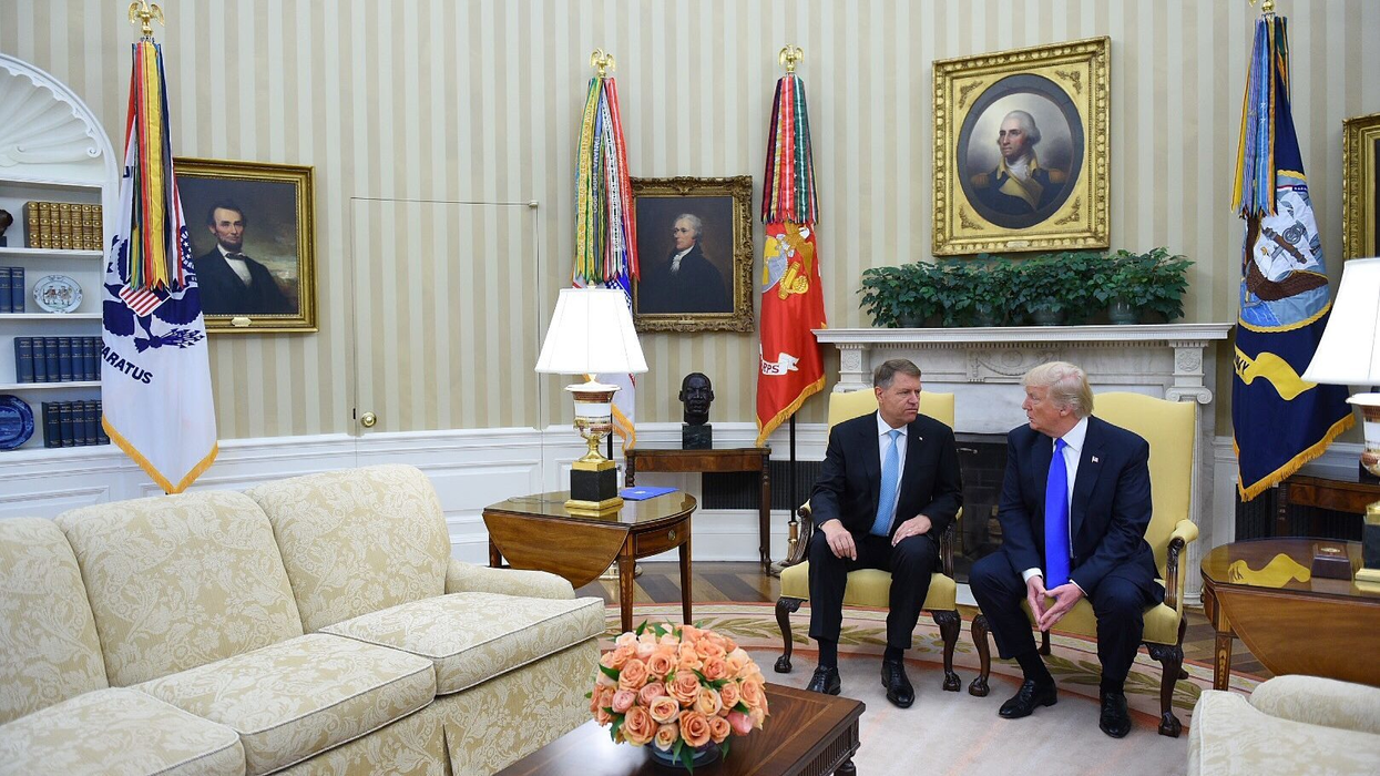 Klaus Iohannis s-a întâlnit cu Donald Trump la Casa Albă!