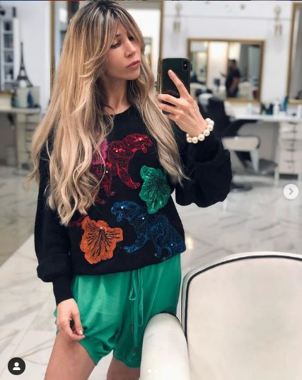 Clipe de groază pentru Silvia Popescu de la Bravo, ai stil! A fost lovită în lift, de față cu fetița ei