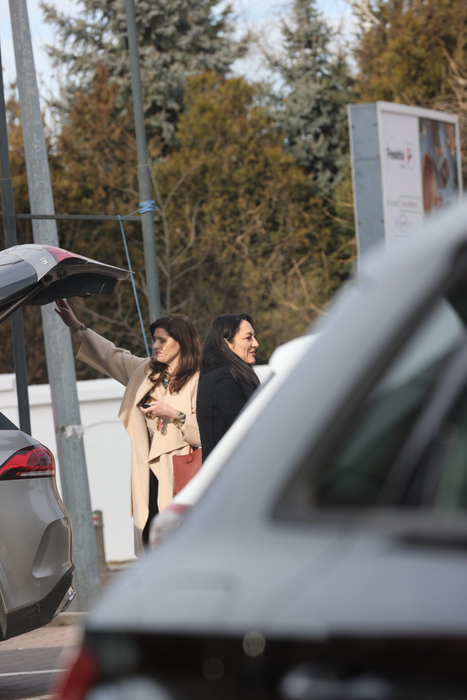 Andra va primi un cadou inedit de la una dintre prietene