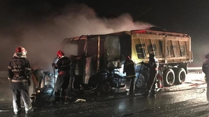 O autospecială de deszăpezire a luat foc pe Autostrada Soarelui
