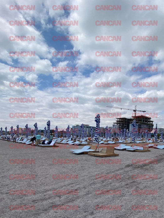 Bate vântul pe plajele din Mamaia Nord / FOTO: CANCAN.RO