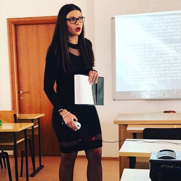 Laura Andreșan este însărcinată. Prima poză cu burtica iubitei lui Grasu XXL, după ce a ținut totul secret