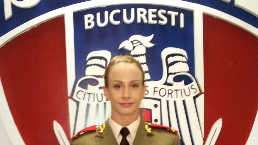 Sandra Izbasa a devenit locotenent al Armatei Romane! Campioana Romaniei la gimnastica a fost decorata de Mircea Dusa