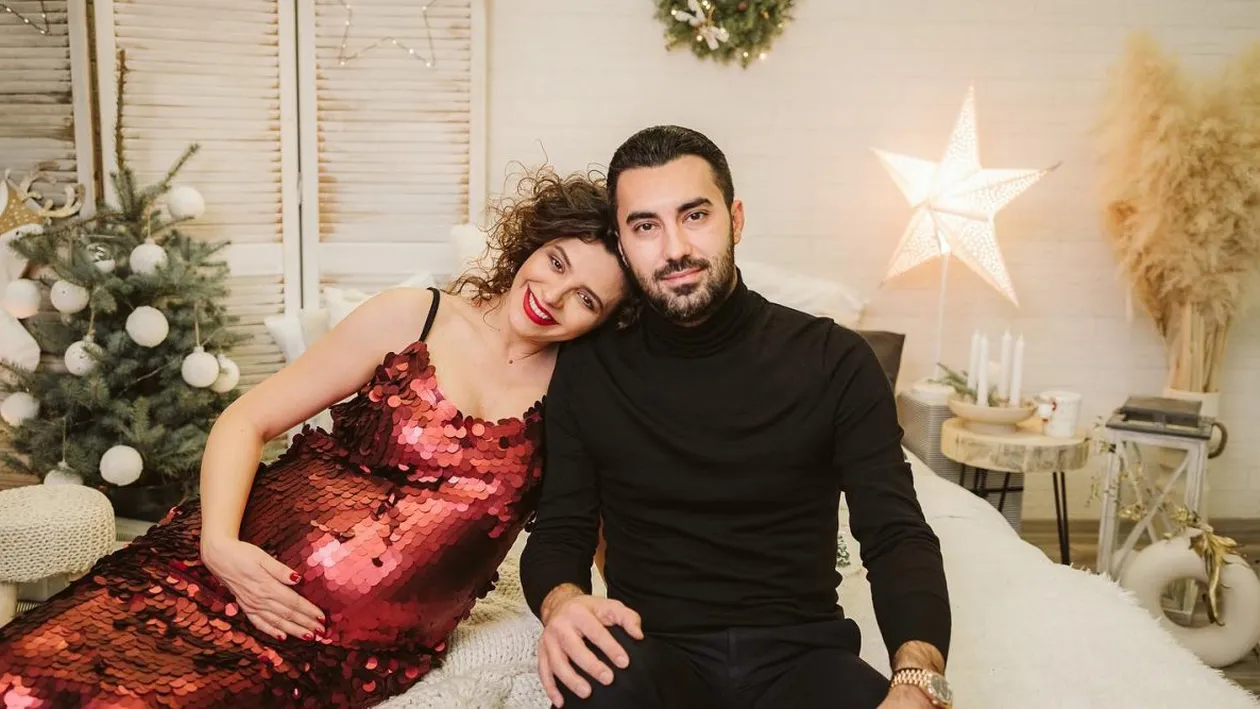 Like Creața de la Chefi la Cuțite a dezvăluit când naște: “Vine pe lume mai devreme, dar tot în termen” + primele ecografii cu fetița