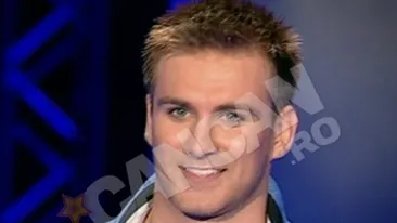 Un moldovean de la Chisinau i-a facut o serenada Loredanei! Artista a regretat ca nu s-a intors pentru a il alege!