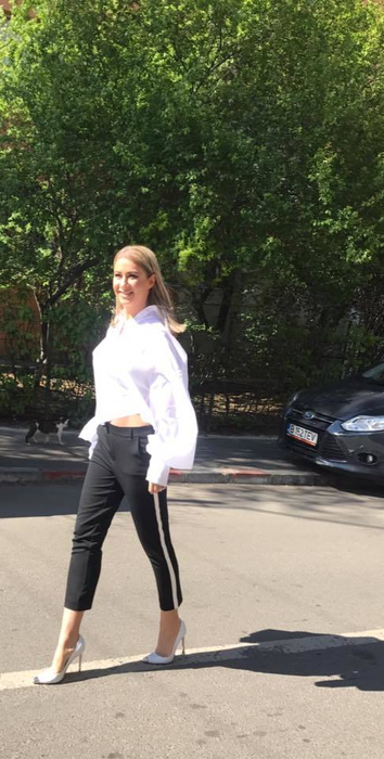 ANAMARIA PRODAN a ajuns de urgenţă la spital! Prin ce trece impresara