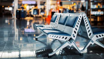 Primele victime ale scumpirii kerosenului. O importantă companie aeriană anunță că anulează toate zborurile și își închide toate operațiunile