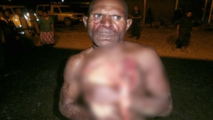 CAZ SOCANT In Papua Noua Guinee! Un barbat si-a mancat copilul nascut de o saptamana in fata vecinilor