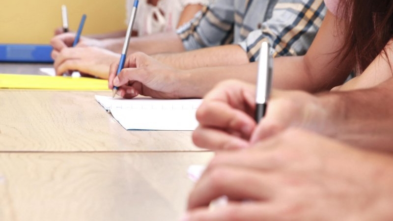 BACALAUREAT 2018! Luni încep probele scrise ale Bacalaureatului! Peste 135.000 de elevi s-au înscris la examen