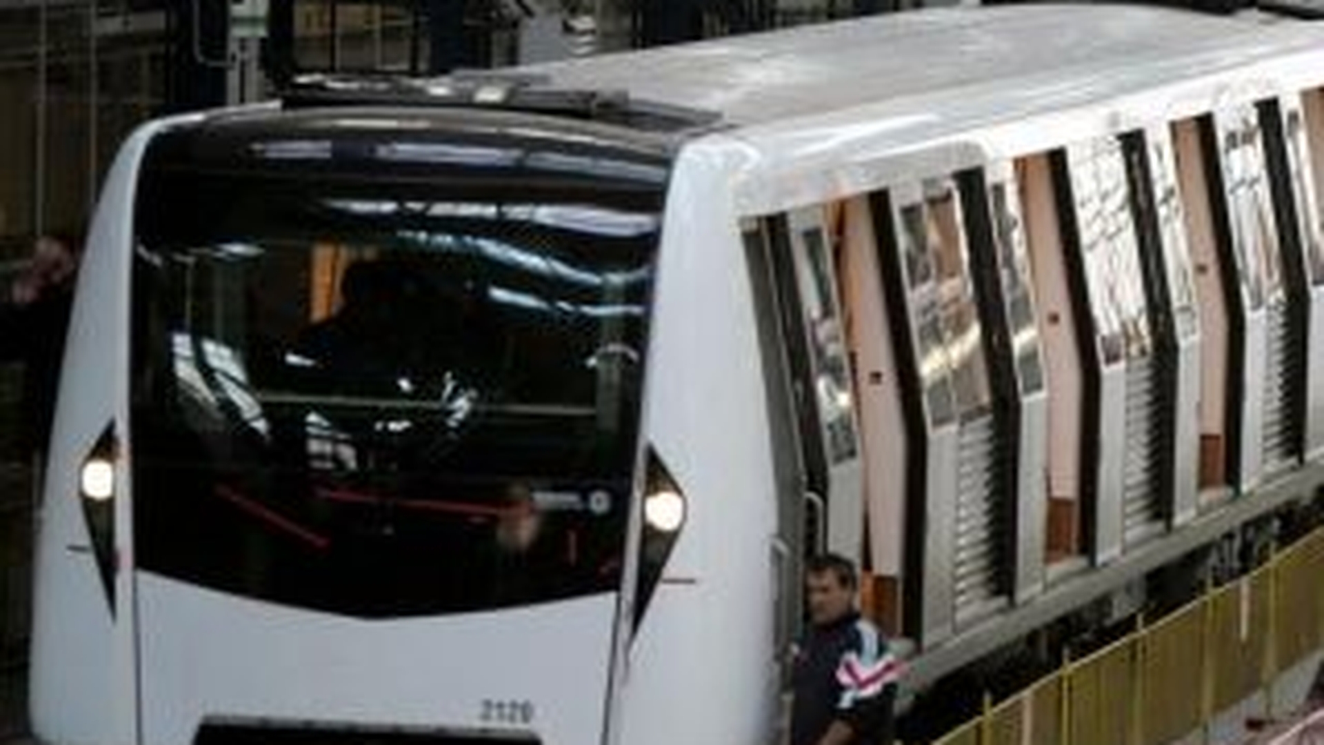 Angajatii Metrorex si RATB intra in greva generala pe 1 iunie