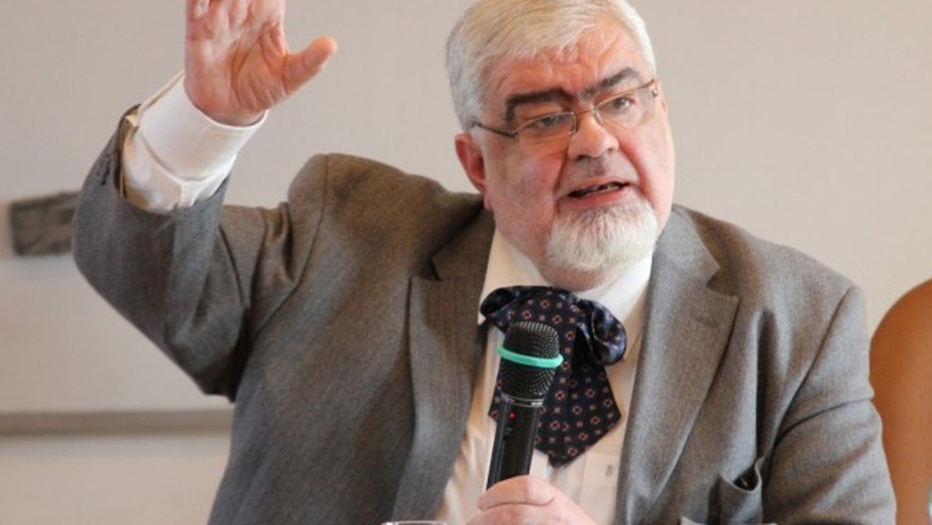ANDREI PLEŞU a recunoscut că se uită la „Las Fierbinţi“: „Îmi pare rău...“
