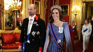 Kate Middleton, apariție spectaculoasă la banchetul de stat german. Tiara cu 2.600 de diamante pe care a purtat-o are o semnificație specială