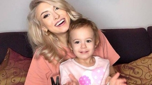Andreea Bălan a trecut peste despărţirea de George Burcea şi se gândeşte deja la un alt bărbat! „Vreau să mă recăsătoresc”