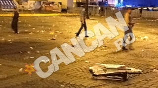 Munti de gunoaie in centrul Sibiului Vezi aici ce lasa in urma lor romanii dupa cateva ore de distractie