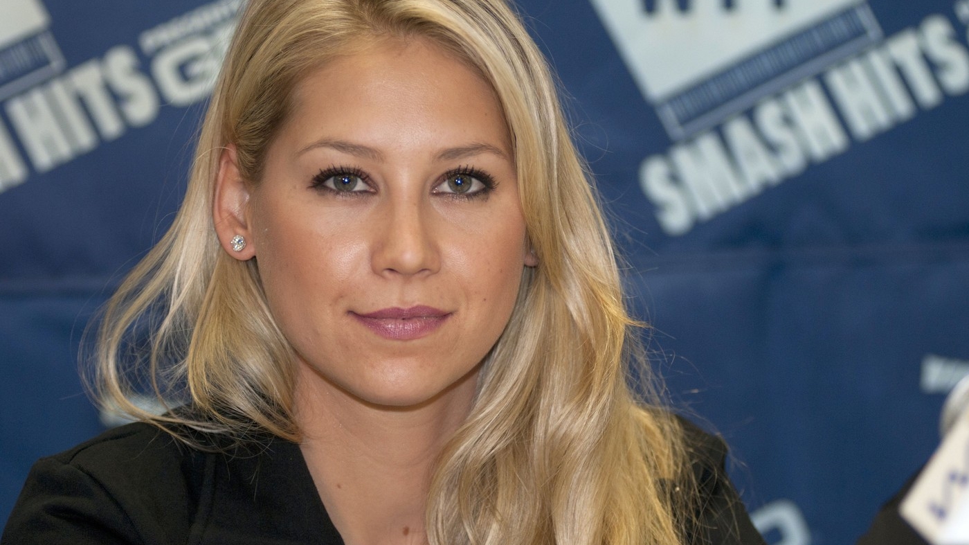 Anna Kournikova, în scaun cu rotile! Ce a pățit partenera lui Enrique Iglesias