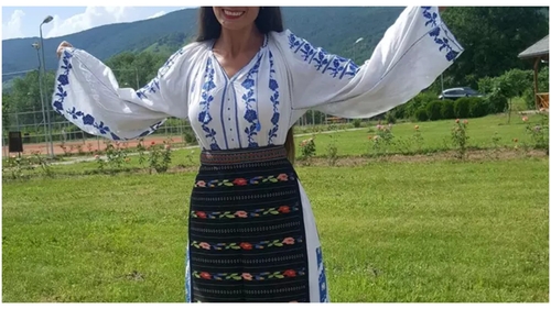 Cântăreața din România care a decis să se facă asistentă medicală, după ce tatăl ei a murit: „El refuza să meargă la spital”