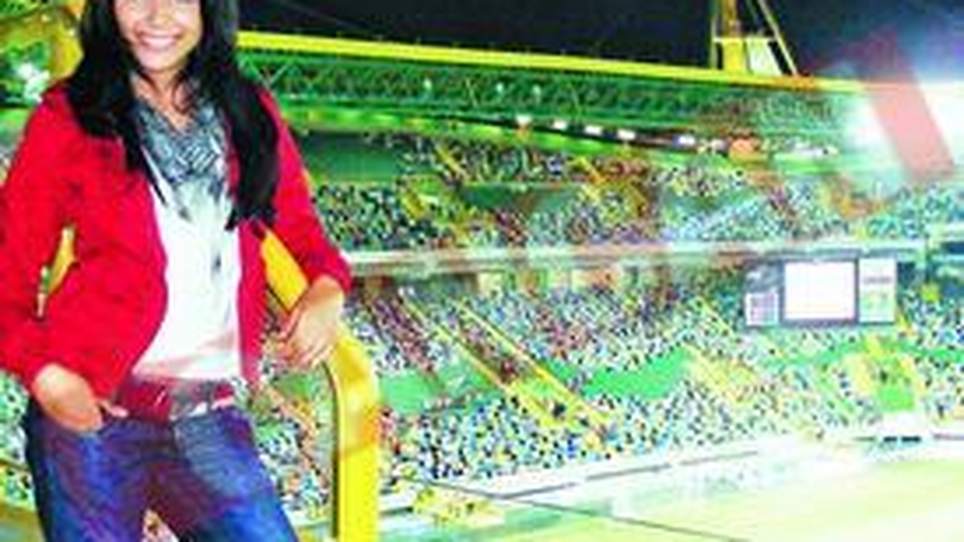 Corina Caragea face colectie de mingi de fotbal