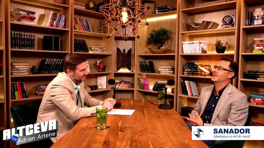 Podcastul poate fi urmărit integral pe canalul de YouTube ”ALTCEVA cu Adrian Artene” / (Sursa: Captură video)