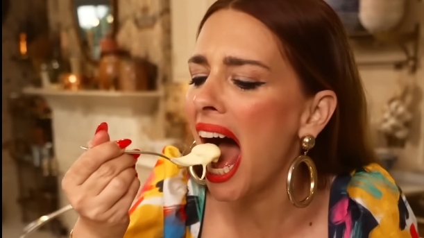 Limoncello Tiramisù, amore mio! Desertul solar al Italiei, spus pe limba inimii de Pasta Queen