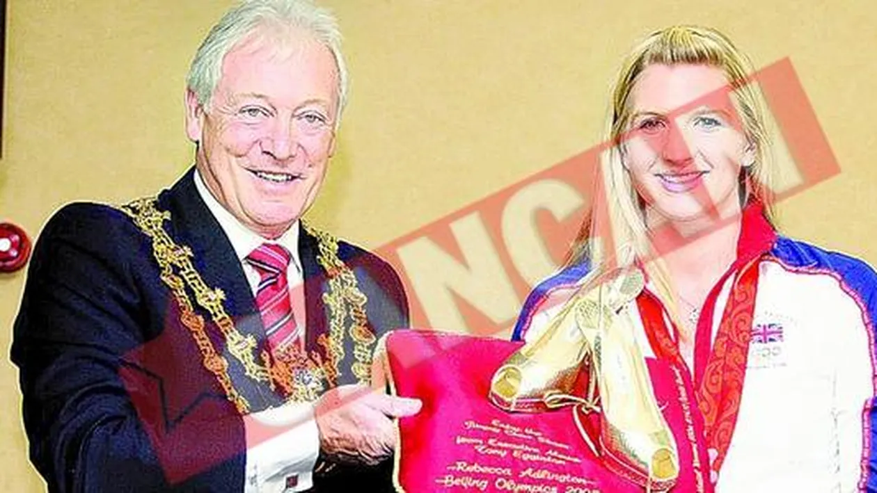 Englezoaica Rebecca Adlington, primita ca o printesa acasa