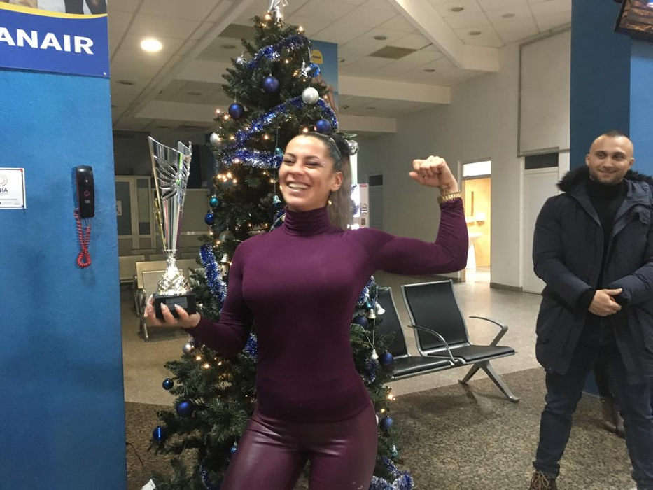 Olteanca a fost primită cum se cuvine pe aeroport