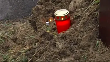 Uluitor! O femeie declarată moartă de COVID s-a întors acasă la 9 zile după înmormântare