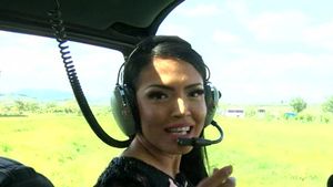 Andreea Mantea, aşa cum n-aţi mai văzut-o până acum! A îmbrăcat haine de acum 400 de ani!