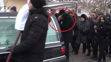 Mama lui Gabi Rîpan și-a condus fiica pe ultimul drum! O striga cu ultimele puteri: Păpușa lui mama