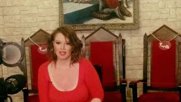 Oana Lis socheaza! S-a afisat in sanii goi. Nu mai are pic de pudoare