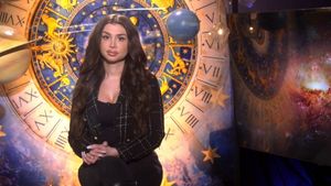 Horoscop 11 august 2025. Zodia care este geloasă fără motiv și riscă un scandal acasă