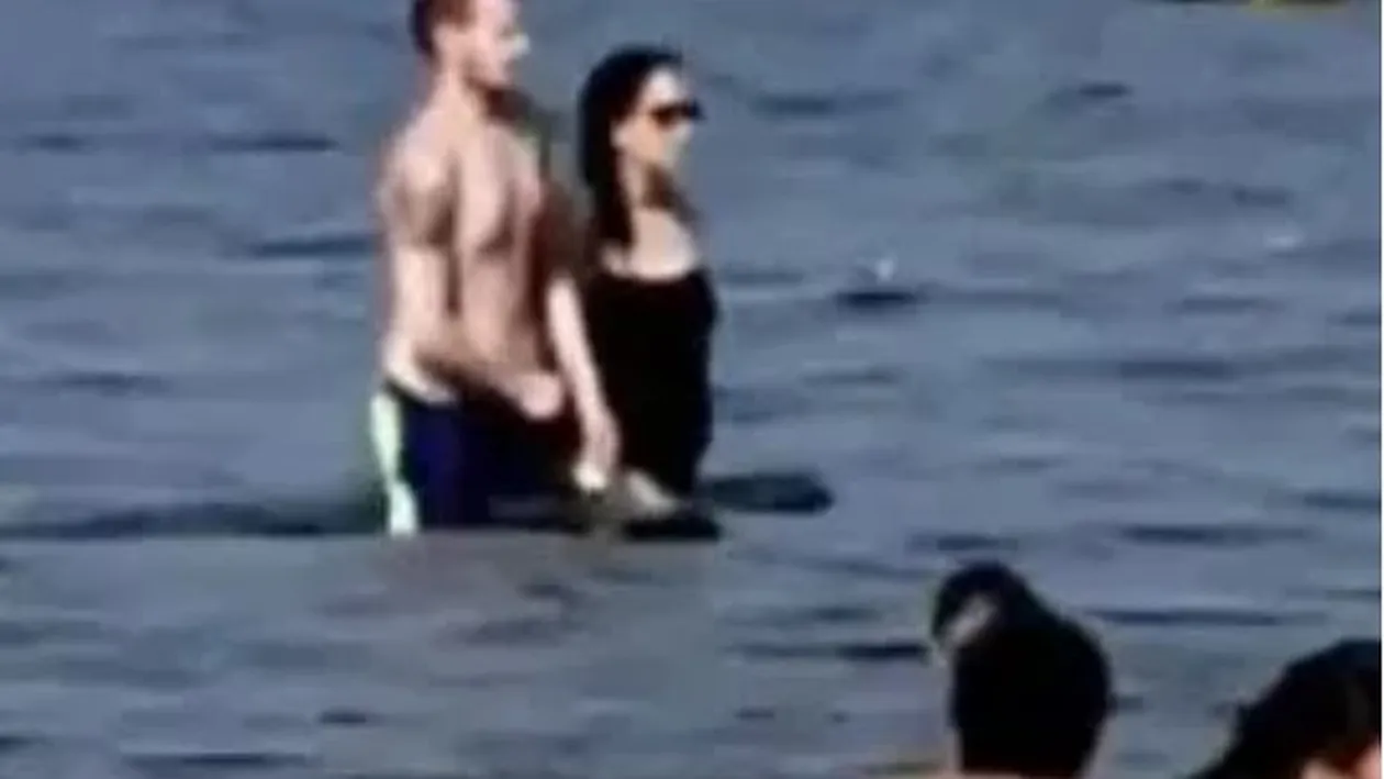 Oamenii de pe plajă au rămas fără cuvinte! ”Au făcut-o chiar în fața copiilor!” VIDEO