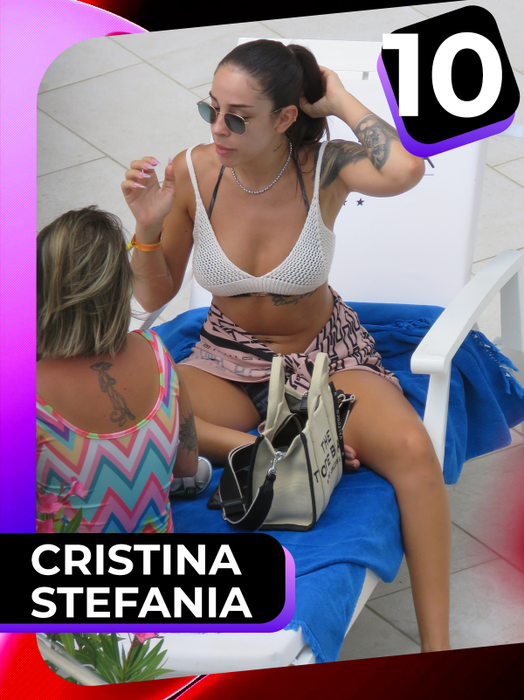Mădălina Ghenea, Adelina Pestrițu și Daniela Crudu, super-hot! Top 50 dive care s-au jucat cu imaginația privitorilor