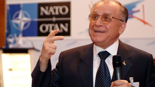 Prima reacţie a lui ION ILIESCU după rezultatele alegerilor parlamentare!