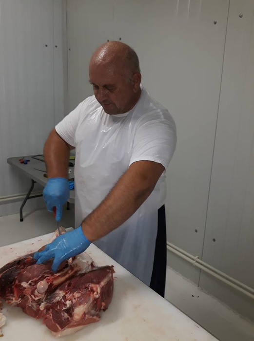 Dorin Vîrcan a început afacerea după ce i s-a recomandat să mănânce carne de mangaliță