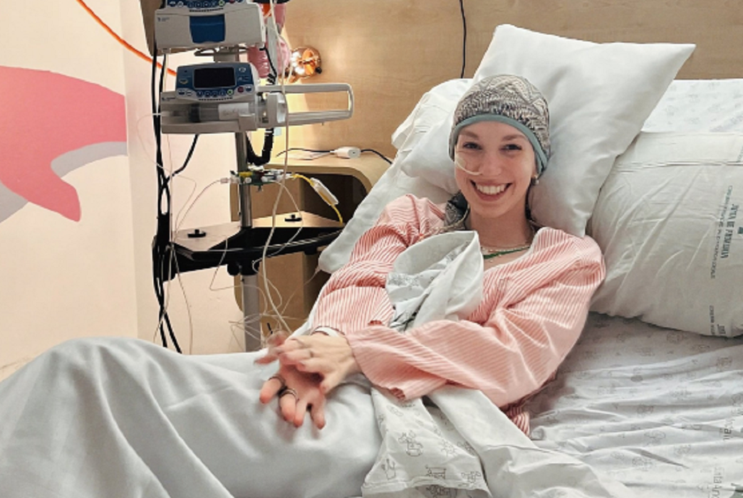Sfârșit tragic pentru o renumită influenceriță de 20 de ani. La 16 ani a fost diagnosticată cu o boală fatală