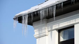 Anunțul momentului, după ce o femeie a fost ucisă de o bucată de gheață în Chiajna. Apelul făcut de autorități