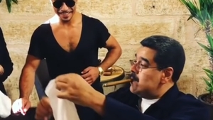 Cum și-a sfidat președintele venezuelean compatrioții morți de foame! ”Să mănânci carne și să fumezi trabuc...”
