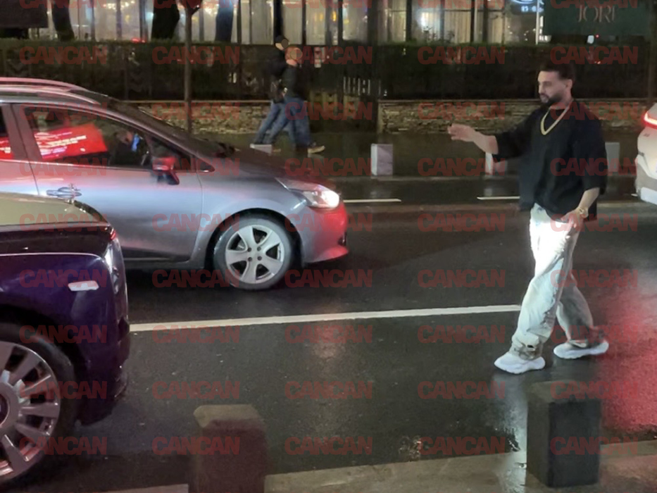 Dorian Popa își ajută soția să parcheze