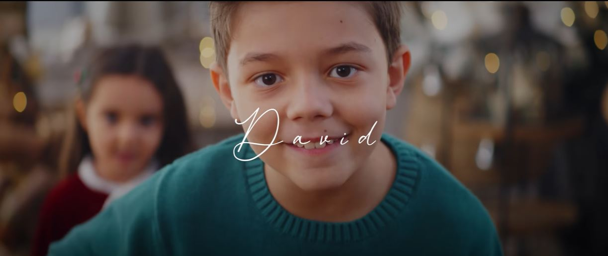 Eva şi David Măruţă au lansat două colinde emoționante. Andra a avut piele de găină când le-a văzut videoclipurile, iar Cătălin Măruță este tare mândru de reușitele lor | VIDEO