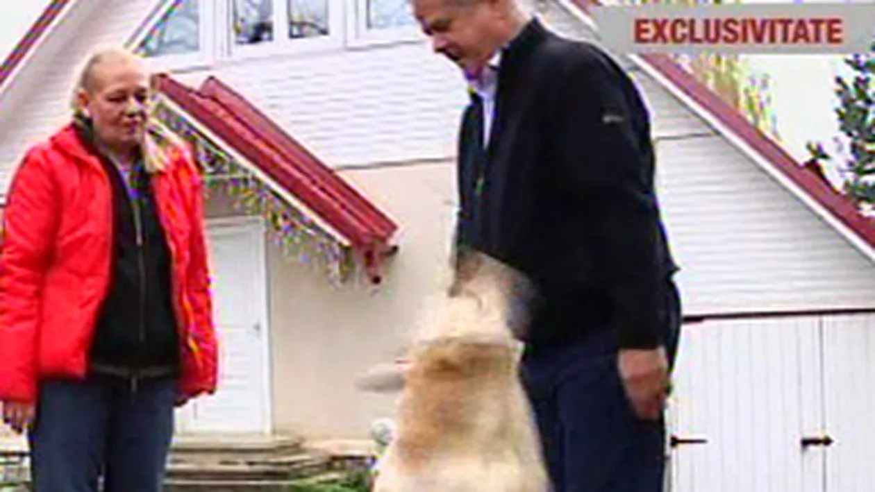 VIDEO Nimic nu prevestea drama! Uite ce fericiti erau de Paste Adrian Nastase si sotia lui, la Cornu! Au vorbit despre familia lor si despre planurile de viitor!